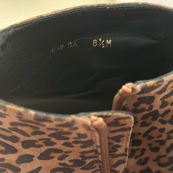 FALL FASHION Stuart Weizmann Leopard Ankle Boots, size 38.5 - Picture 3 of 4